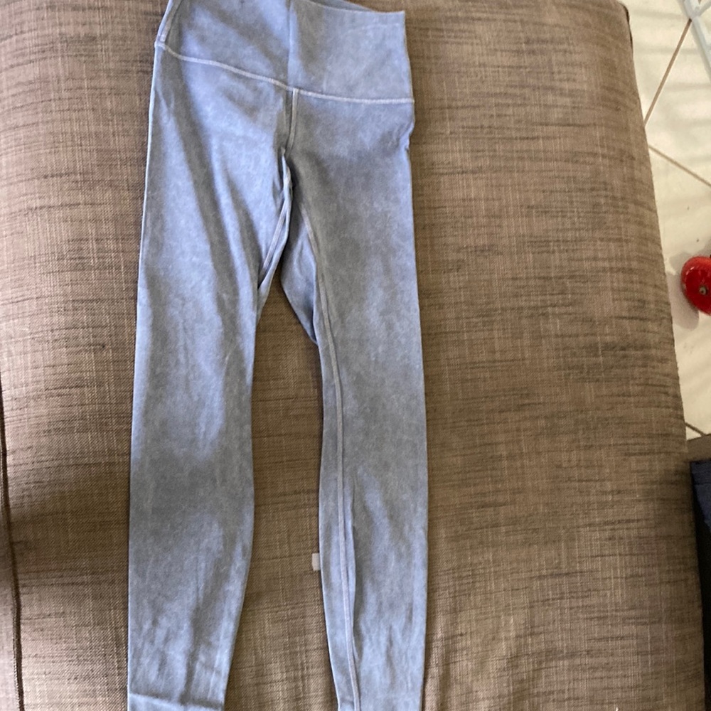 Lululemon wonder under luxstreme